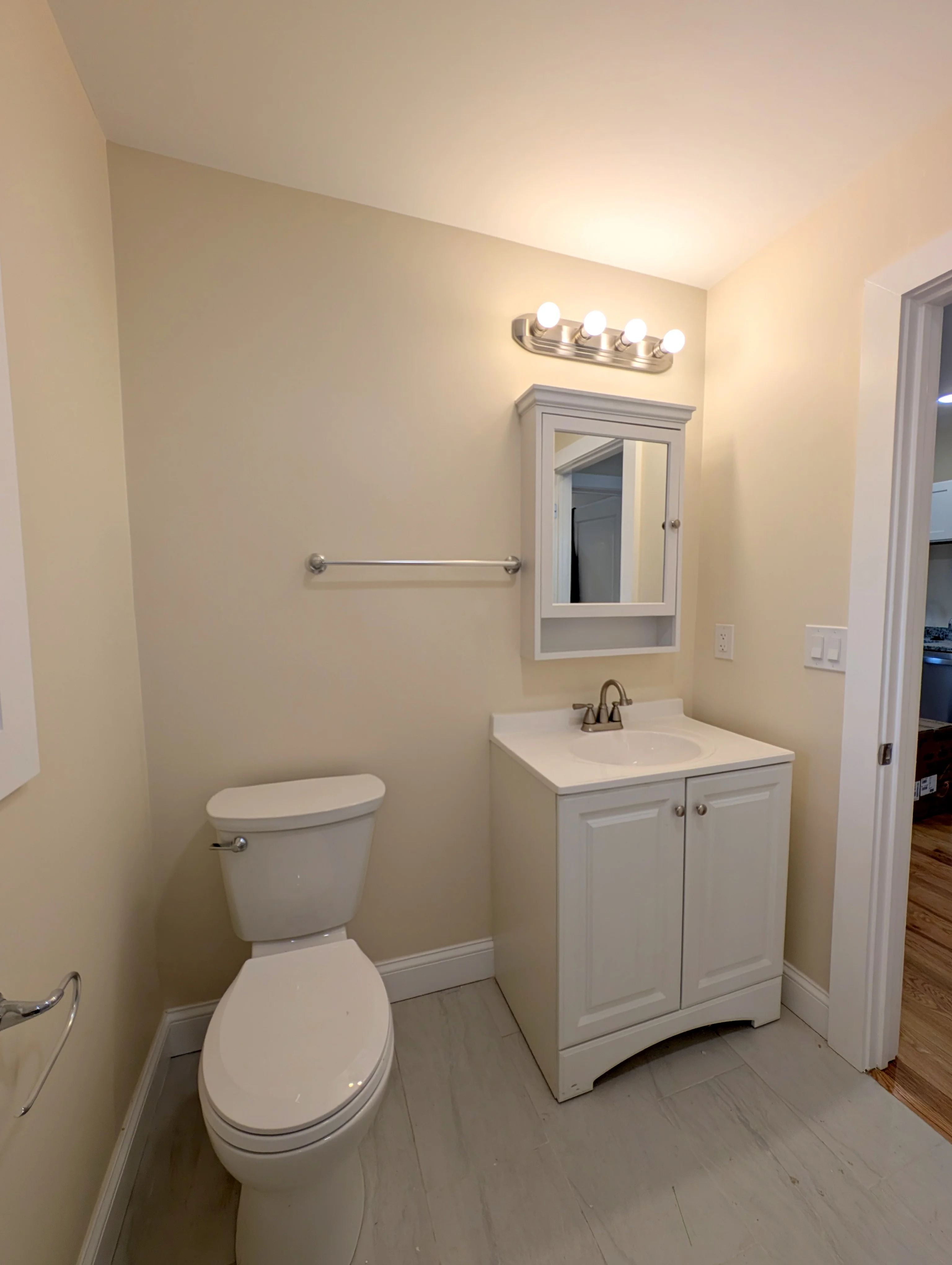 3 bed, 2 bath apartment for rent at 5 Lowell Circle Unit 1, Spring Hill — photo 9 of 17