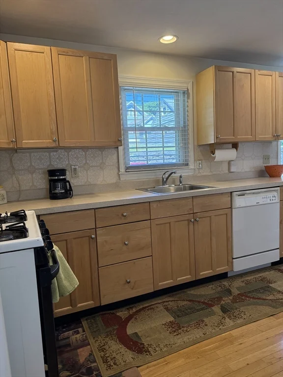 2 bed, 2 bath apartment for rent at 5 Main Unit 3, Upton — photo 2 of 27