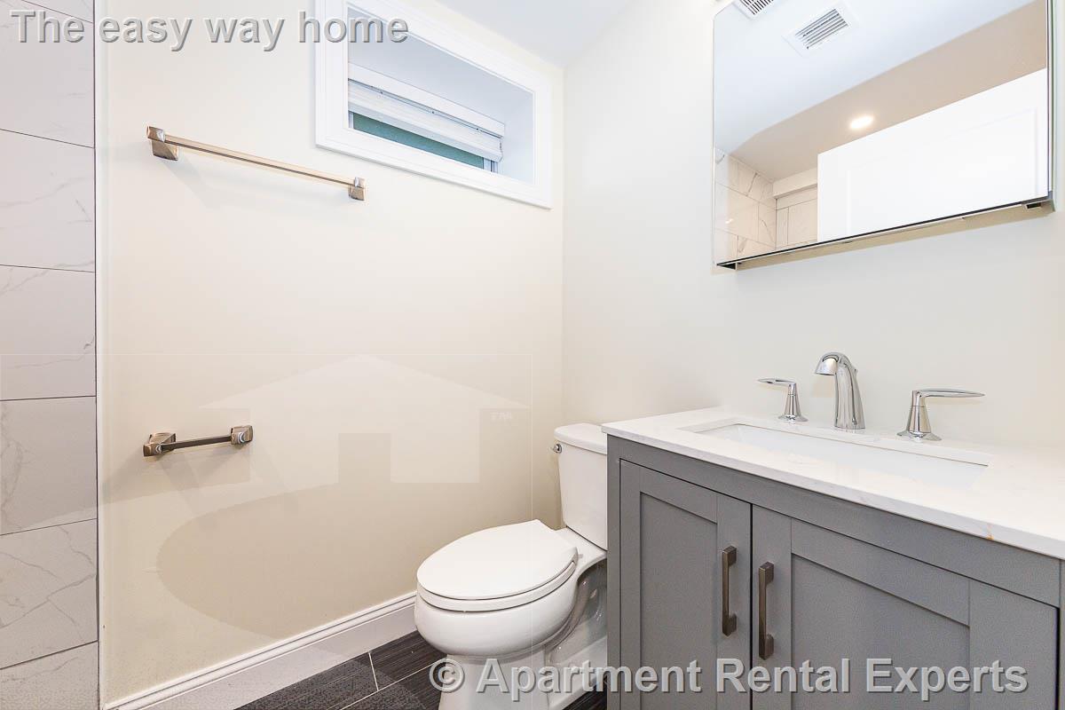 6 bed, 4+ bath apartment for rent at 5 Malvern Ter, Tufts — photo 10 of 22