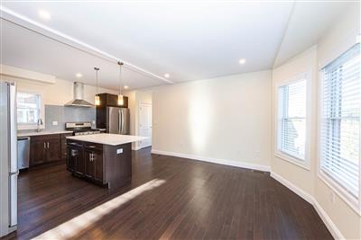 6 bed, 5.5 bath apartment for rent at 5 Malvern Ter Unit 1, South Medford — photo 4 of 22