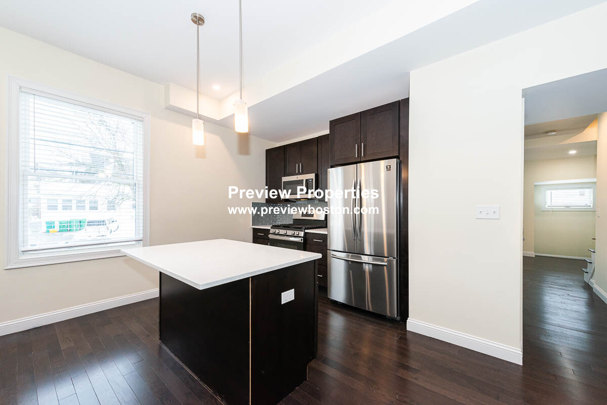 6 bed, 4+ bath apartment for rent at 5 Malvern Ter Unit P, South Medford — photo 35 of 40