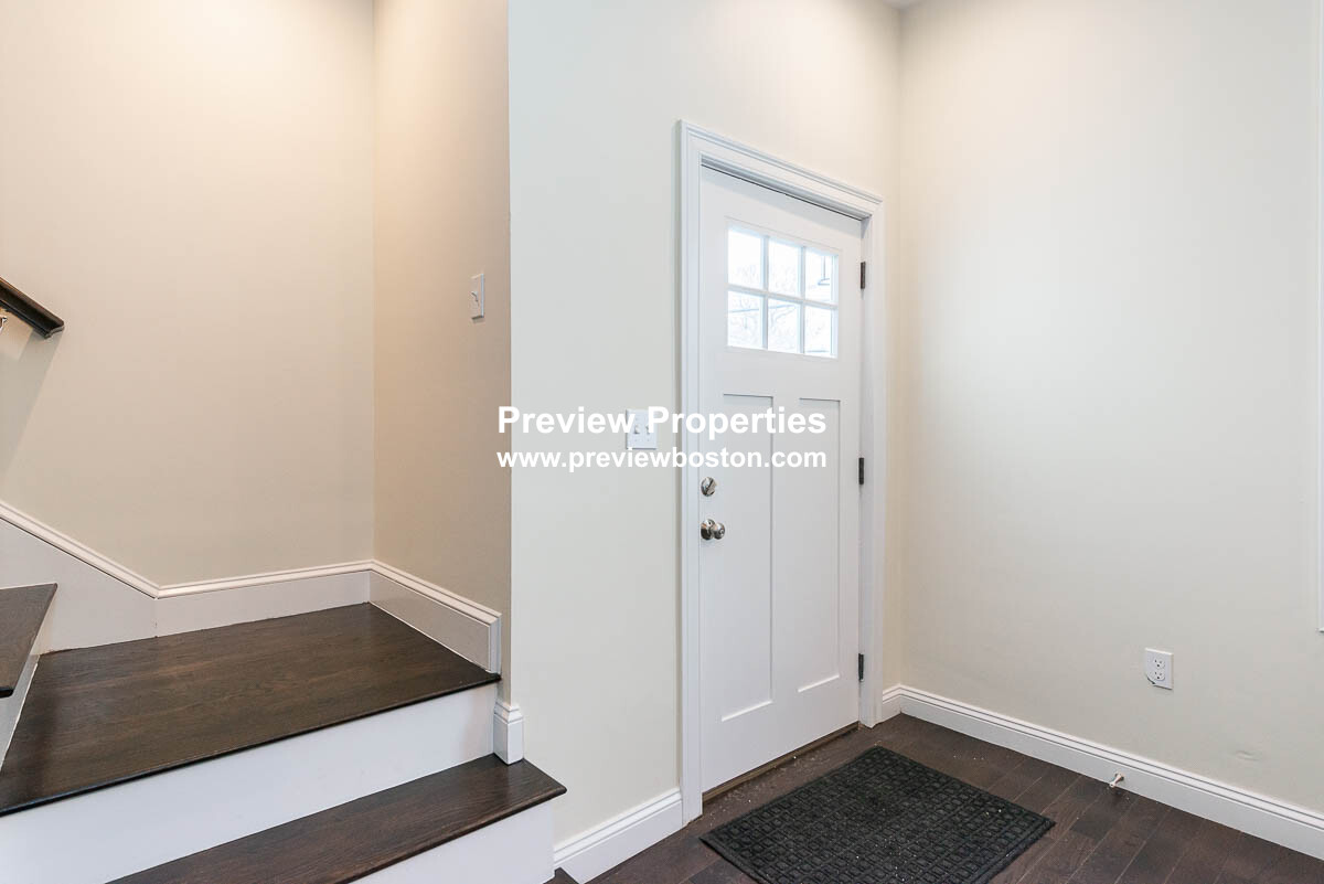 6 bed, 4+ bath apartment for rent at 5 Malvern Ter Unit P, South Medford — photo 27 of 40