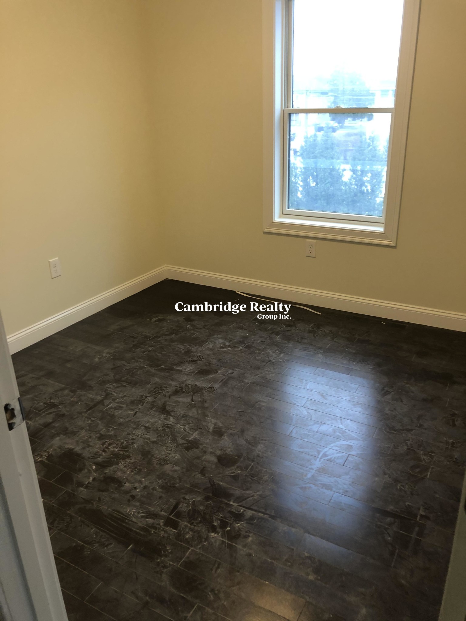 6 bed, 4+ bath apartment for rent at 5 Malvern Ter Unit T, South Medford — photo 4 of 43