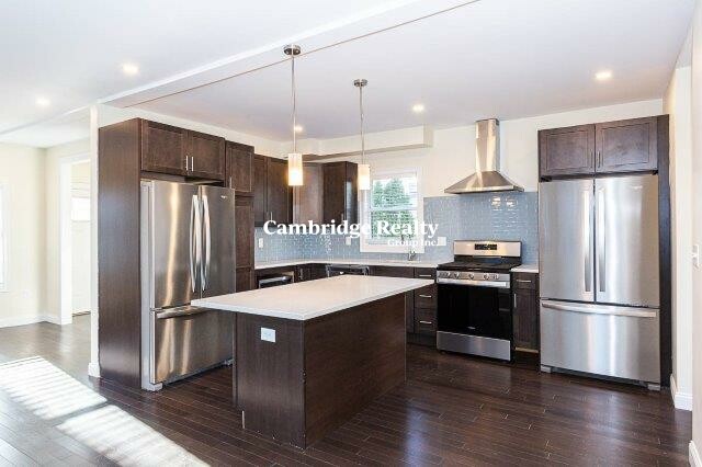 6 bed, 4+ bath apartment for rent at 5 Malvern Ter Unit T, South Medford