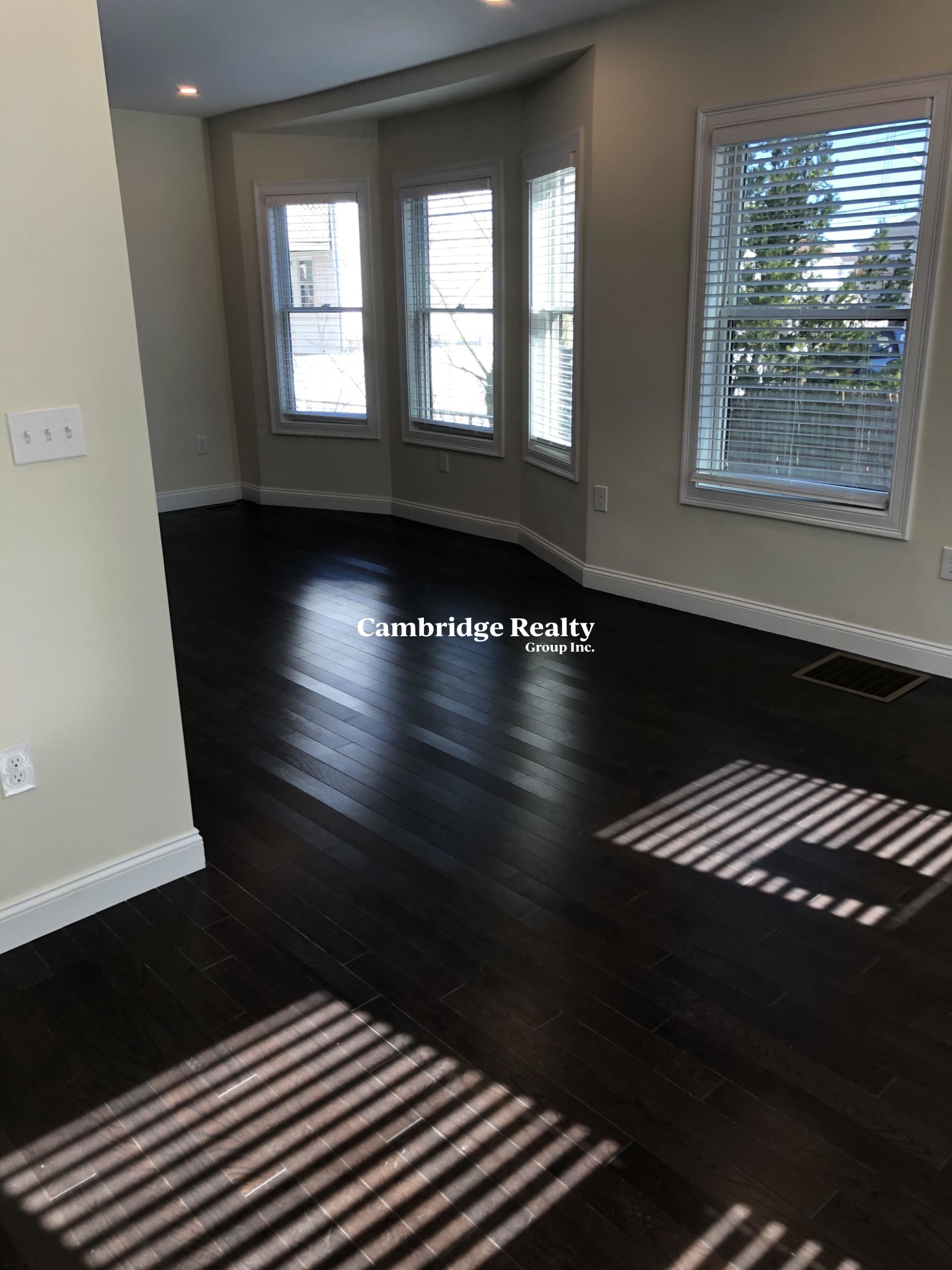 6 bed, 4+ bath apartment for rent at 5 Malvern Ter Unit T, South Medford — photo 32 of 43