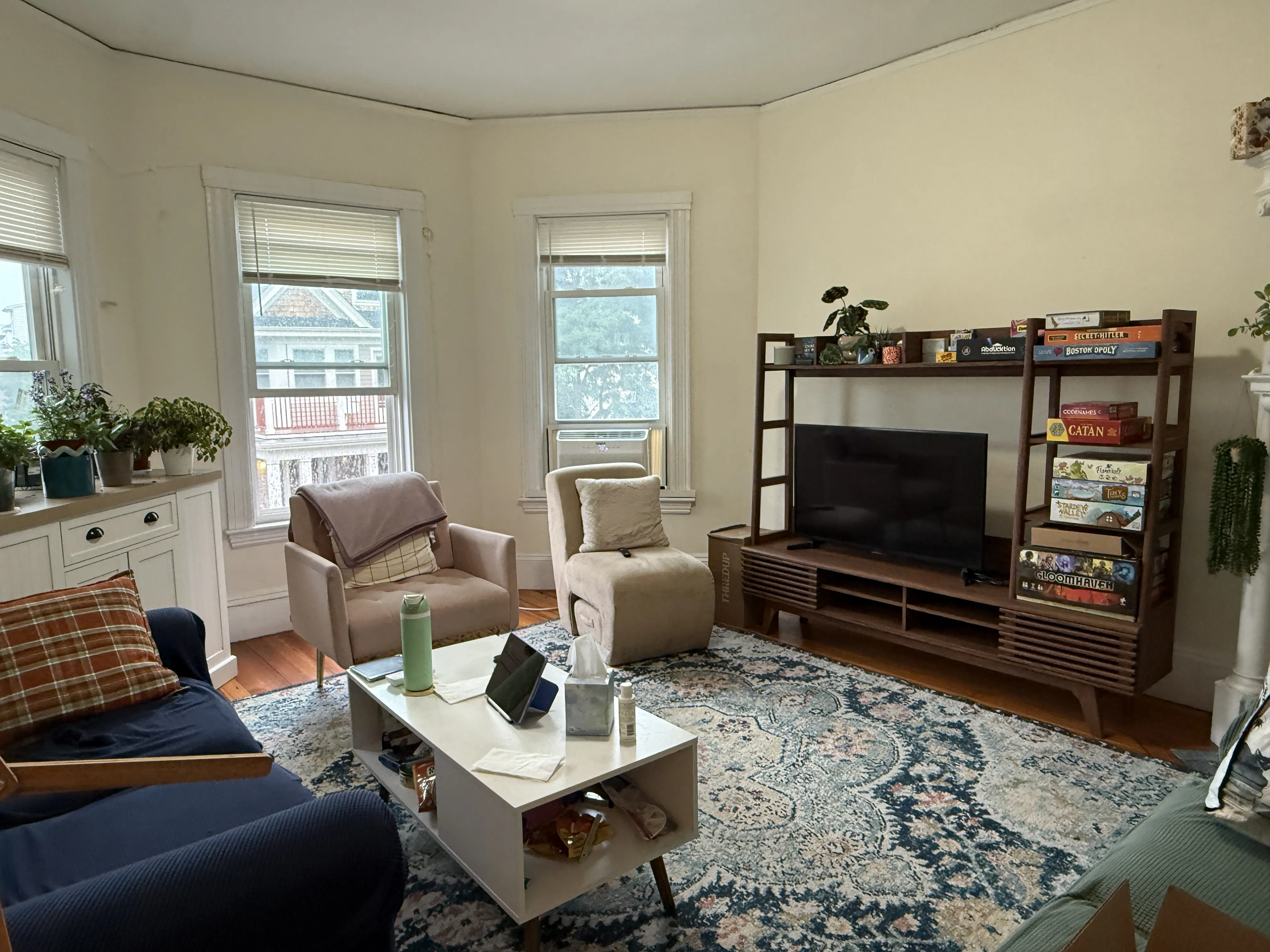 4 bed, 2 bath apartment for rent at 5 Manton Ter Unit 1, Allston — photo 3 of 23