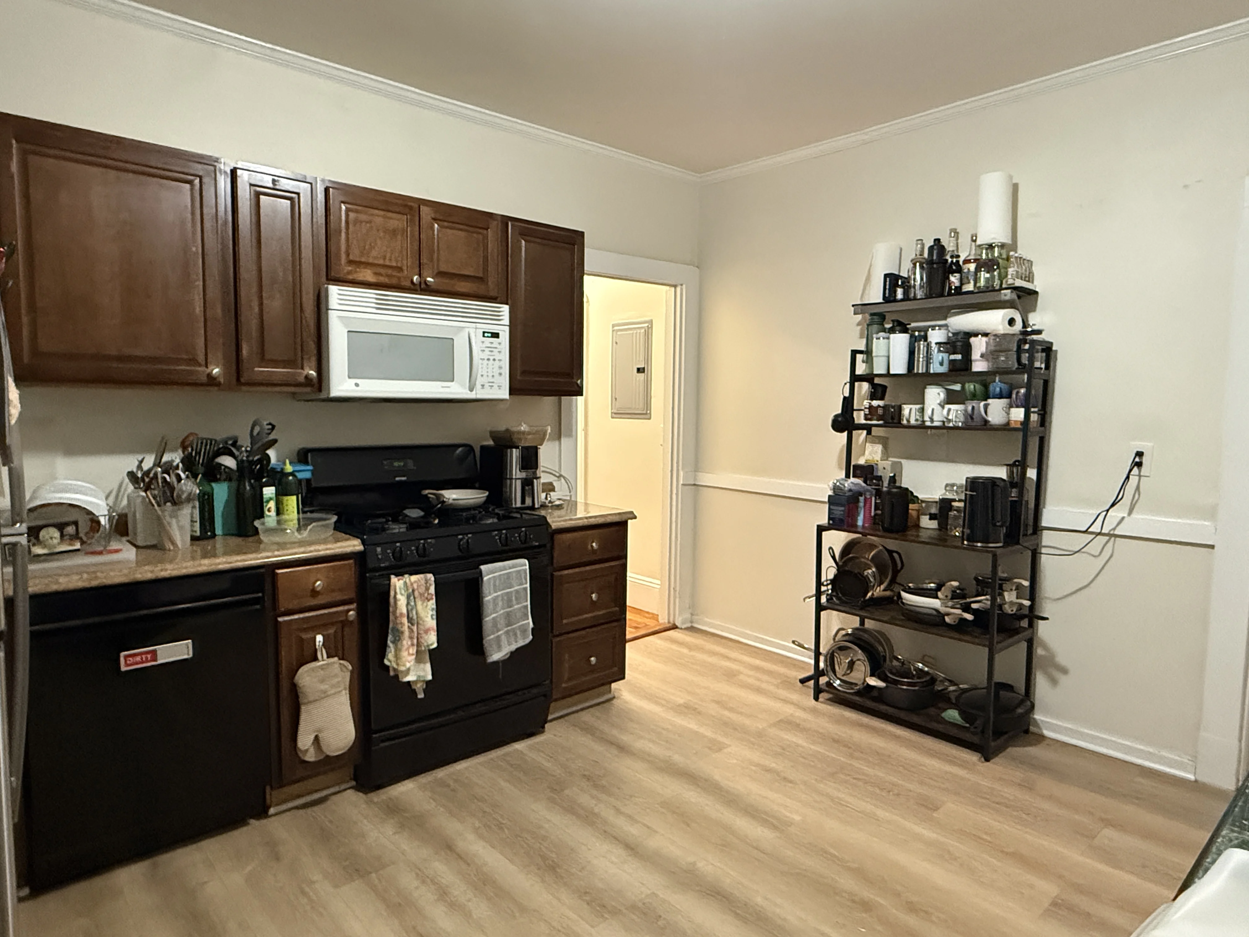 4 bed, 2 bath apartment for rent at 5 Manton Ter Unit 1, Allston — photo 17 of 23