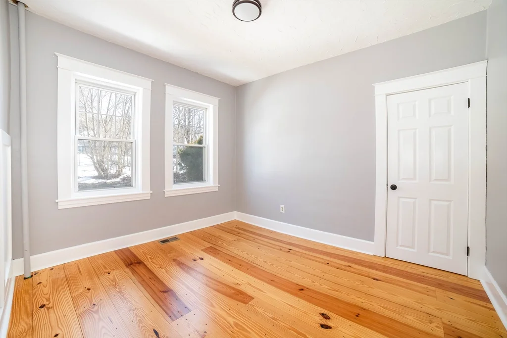 2 bed, 1 bath apartment for rent at 5 Maple Ave Unit 1, Oxford — photo 14 of 22