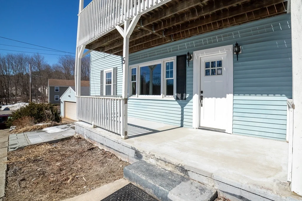 2 bed, 1 bath apartment for rent at 5 Maple Ave Unit 1, Oxford — photo 6 of 22