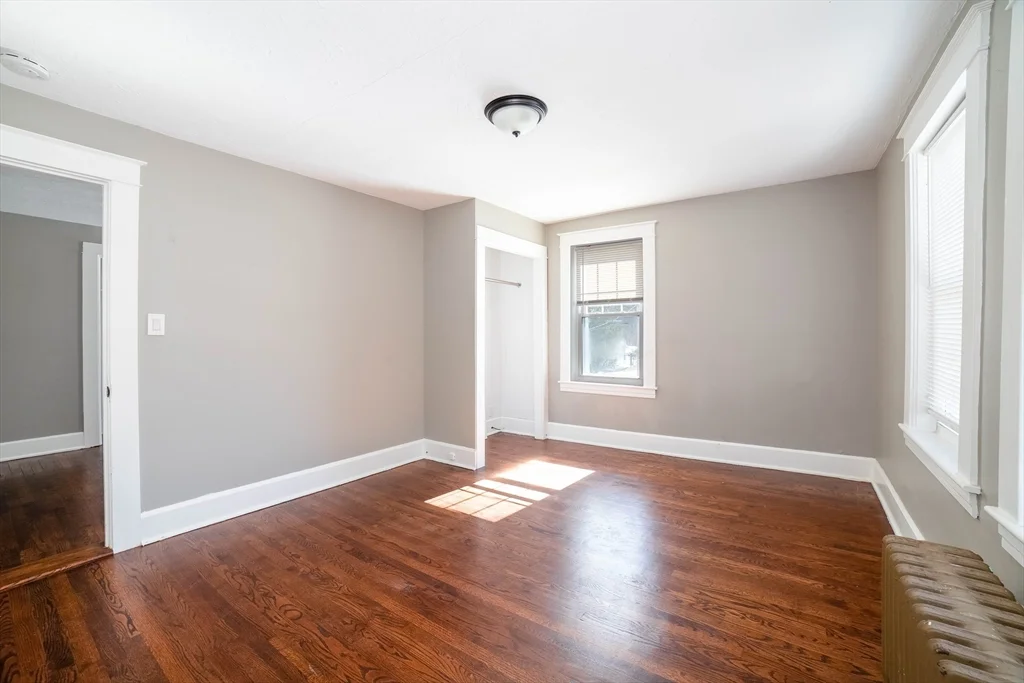 3 bed, 1 bath apartment for rent at 5 Maple Ave Unit 2, Oxford — photo 19 of 22
