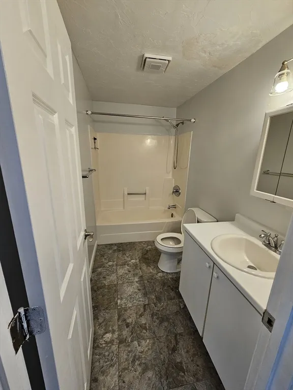 2 bed, 1 bath apartment for rent at 5 Marc Dr Unit 5A5, Plymouth — photo 22 of 24