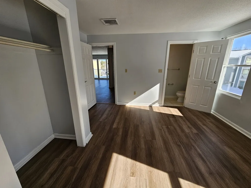 2 bed, 1 bath apartment for rent at 5 Marc Dr Unit 5A5, Plymouth — photo 13 of 24