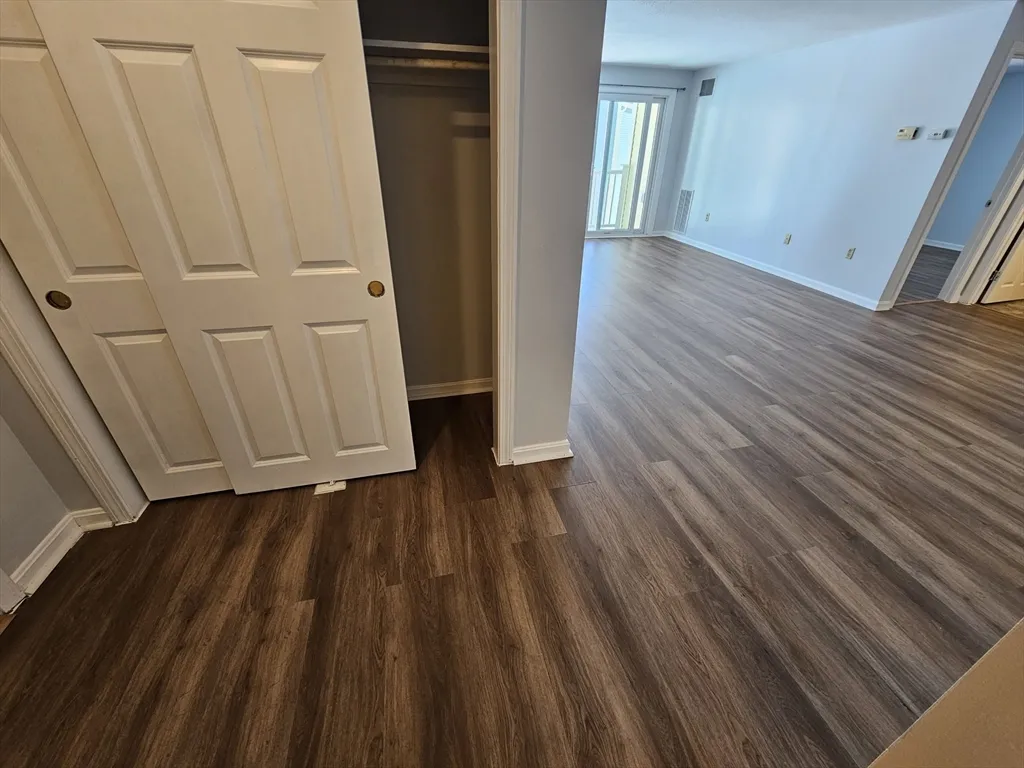 2 bed, 1 bath apartment for rent at 5 Marc Dr Unit 5A5, Plymouth — photo 6 of 24