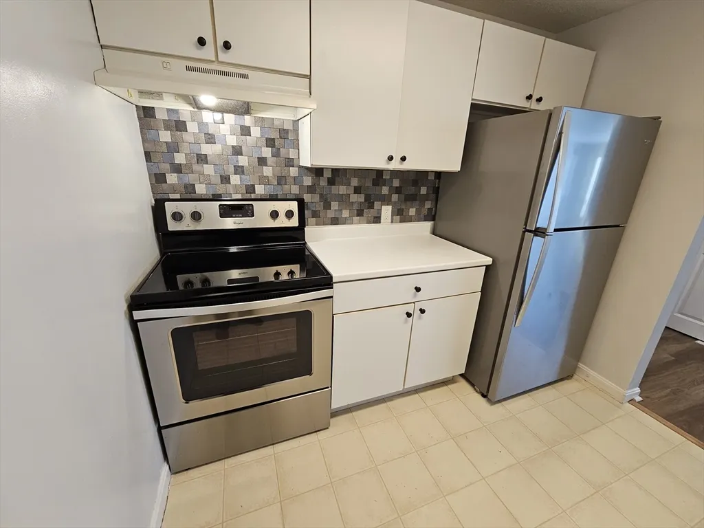 2 bed, 1 bath apartment for rent at 5 Marc Dr Unit 5A5, Plymouth — photo 18 of 24