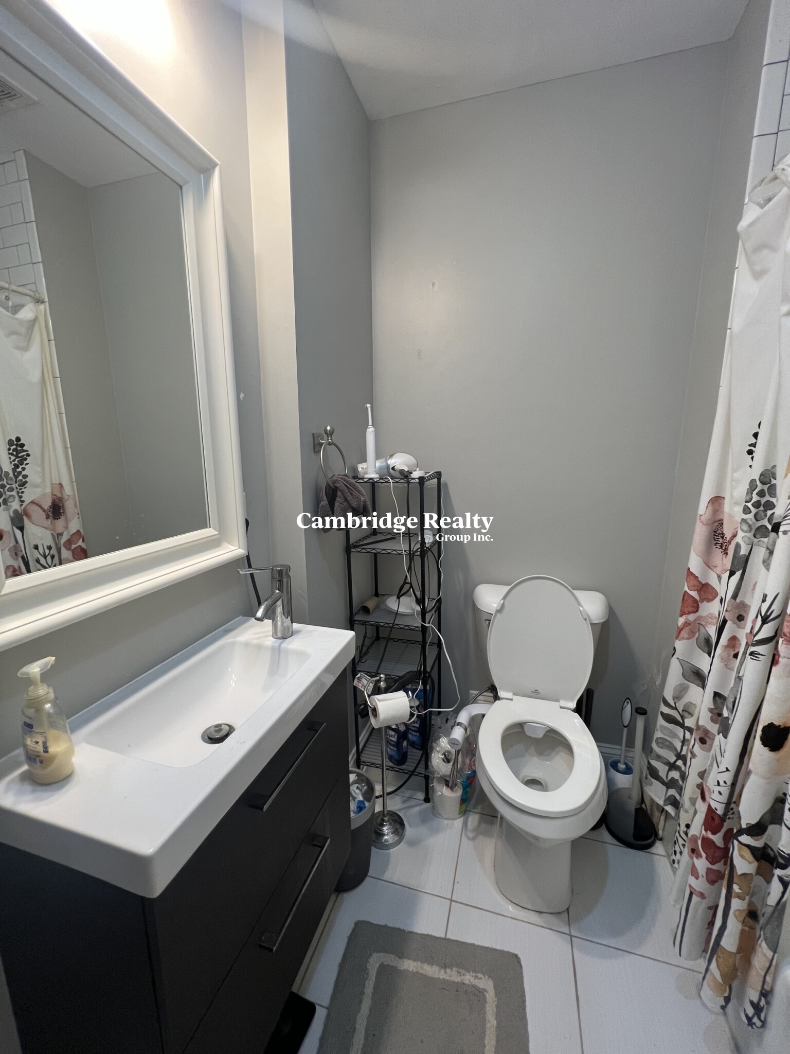 2 bed, 1 bath apartment for rent at 5 Marcella St Unit 1, Wellington-Harrington — photo 11 of 14