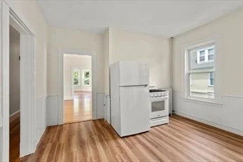 2 bed, 1 bath apartment for rent at 5 Marlboro St Unit 2, Belmont — photo 3 of 14