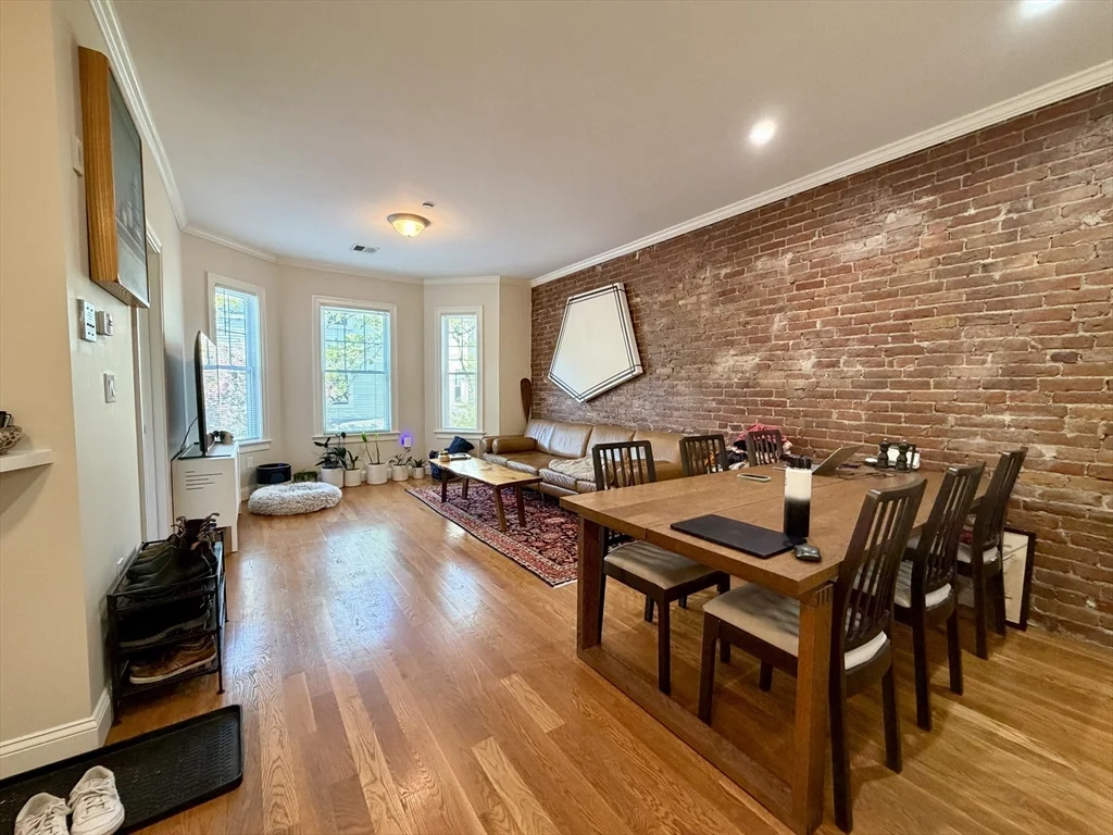 2 bed, 1 bath apartment for rent at 5 Marney St Unit 2, Kendall Square — photo 1 of 9