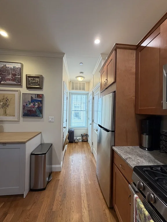 2 bed, 1 bath apartment for rent at 5 Marney St Unit 2, Kendall Square — photo 4 of 9