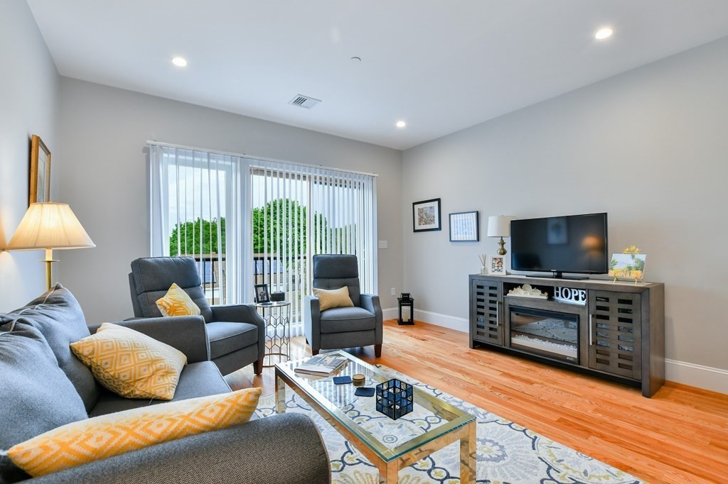 2 bed, 2 bath apartment for rent at 5 Mcbride St Unit 302, Jamaica Plain — photo 10 of 18