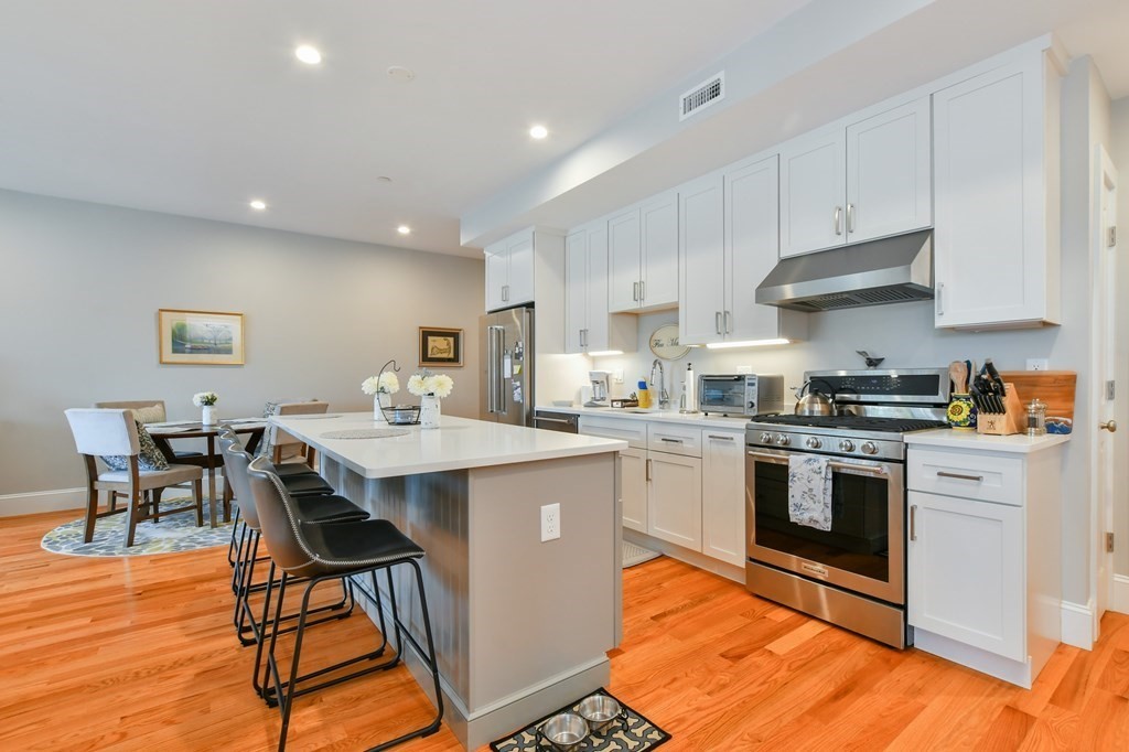 2 bed, 2 bath apartment for rent at 5 Mcbride St Unit 302, Jamaica Plain — photo 2 of 18