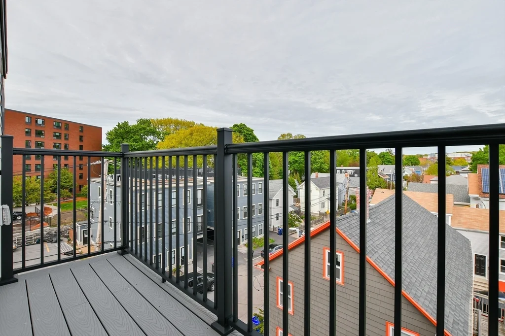 3 bed, 2 bath apartment for rent at 5 Mcbride St Unit 403, Jamaica Plain — photo 18 of 23