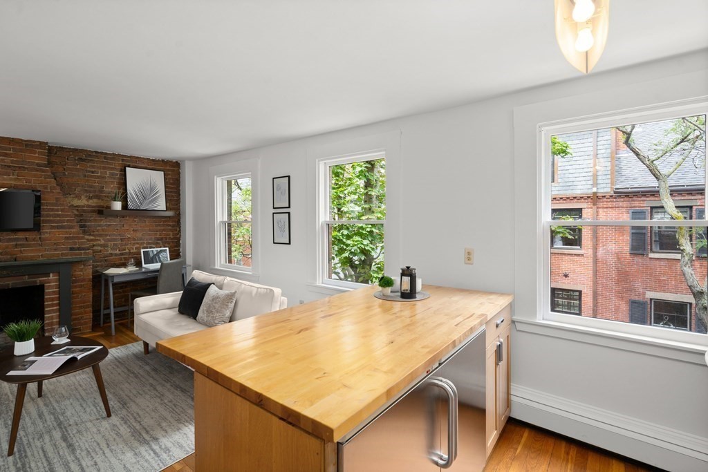 1 bed, 1 bath apartment for rent at 5 Melrose St Unit 3, Back Bay — photo 8 of 20