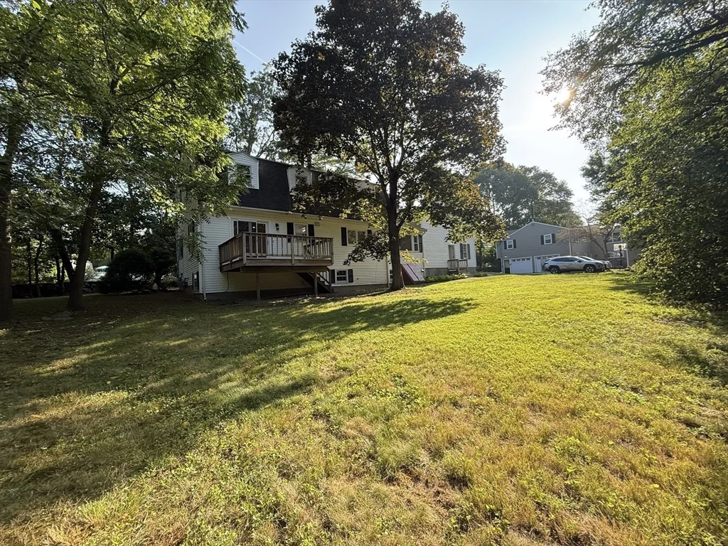 4 bed, 2 bath apartment for rent at 5 Middle St, Lexington — photo 21 of 21