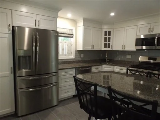 2 bed, 2 bath apartment for rent at 5 Milan Ave Unit 5, Woburn — photo 3 of 30