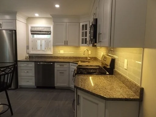 2 bed, 2 bath apartment for rent at 5 Milan Ave Unit 5, Woburn — photo 5 of 30