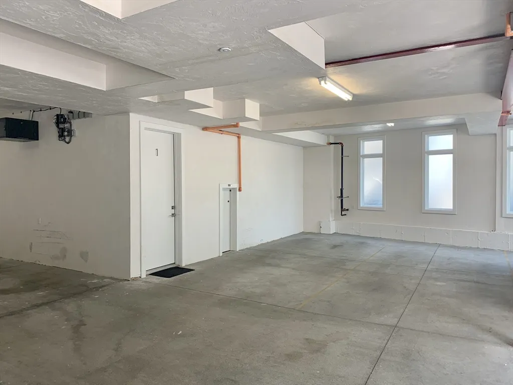 1 bed, 1 bath apartment for rent at 5 Mohawk St Unit 1, South Boston — photo 10 of 10
