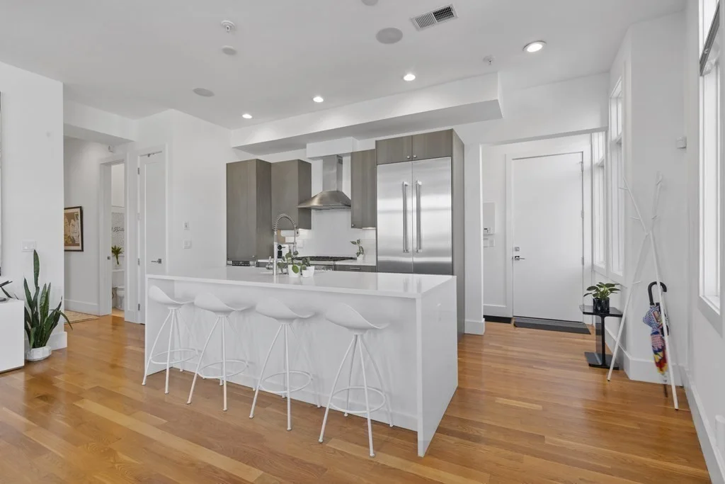2 bed, 2 bath apartment for rent at 5 Mohawk St Unit 5, South Boston — photo 4 of 22
