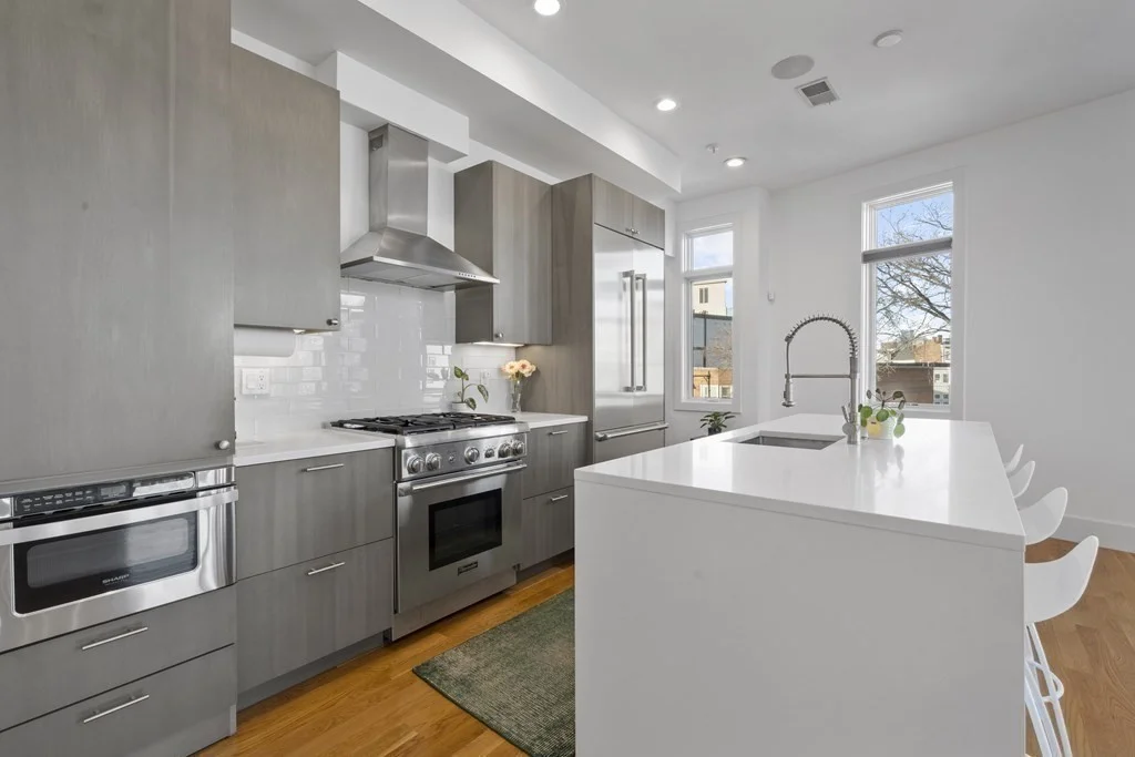 2 bed, 2 bath apartment for rent at 5 Mohawk St Unit 5, South Boston — photo 3 of 22