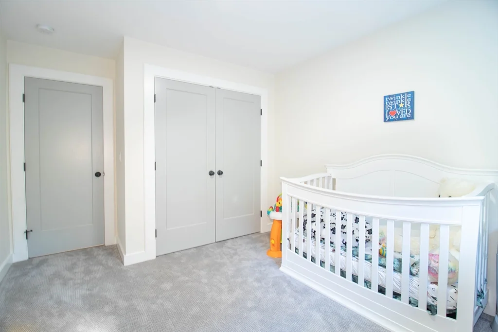 4 bed, 4+ bath apartment for rent at 5 Morse Ave Unit 1, Plainville — photo 15 of 16
