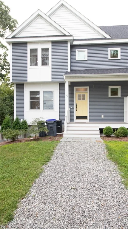 4 bed, 4+ bath apartment for rent at 5 Morse Ave Unit 1, Plainville — photo 1 of 16