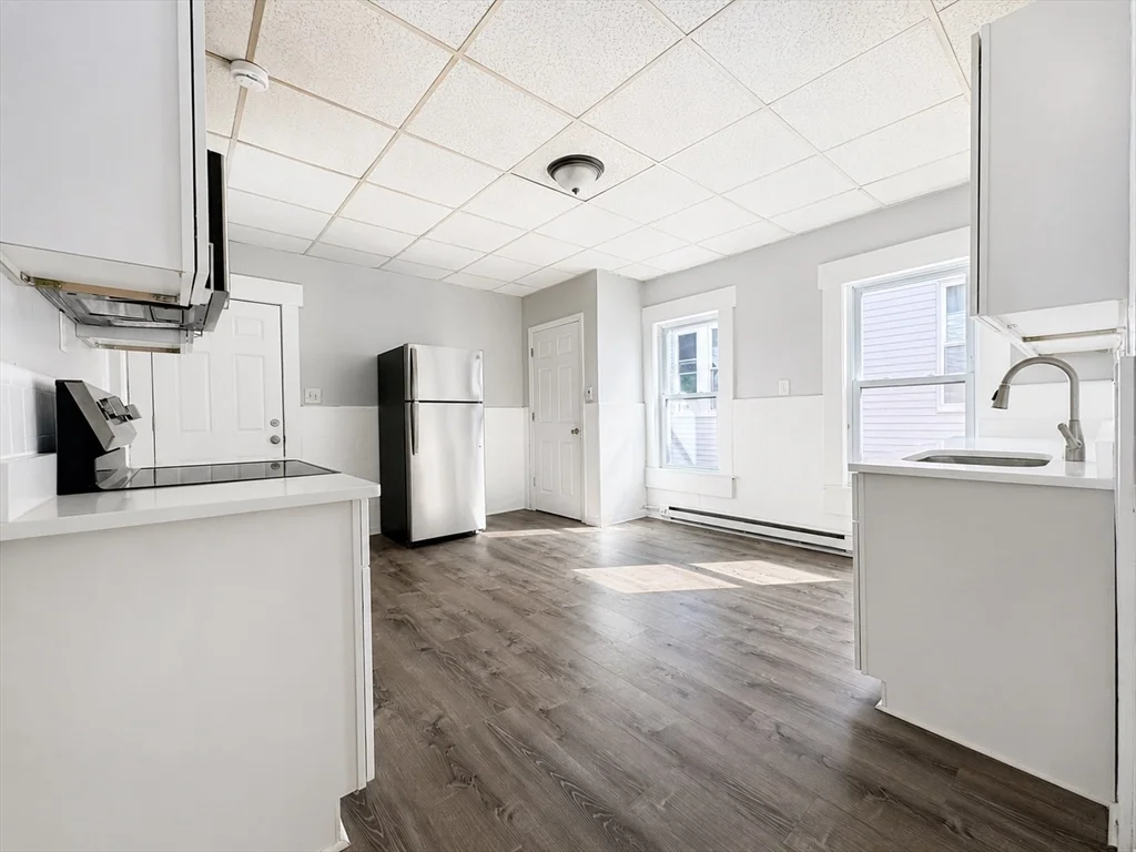 3 bed, 1 bath apartment for rent at 5 Mount Pleasant St Unit 3, Worcester — photo 1 of 19