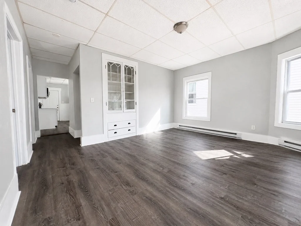 3 bed, 1 bath apartment for rent at 5 Mount Pleasant St Unit 3, Worcester — photo 11 of 19