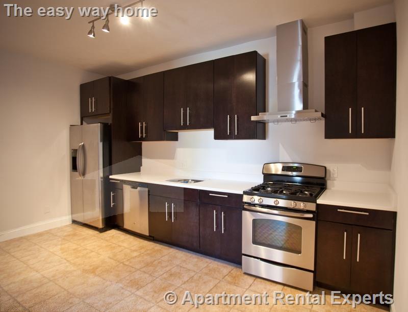 3 bed, 1 bath apartment for rent at 5 Munroe St Unit 1, Union Square — photo 1 of 8