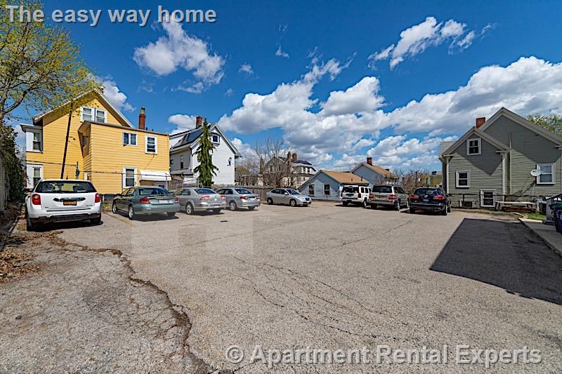 3 bed, 1 bath apartment for rent at 5 Munroe St Unit 1, Union Square — photo 7 of 8