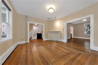 5 bed, 4 bath apartment for rent at 5 Murdock Ter Unit 2, Brighton — photo 9 of 26