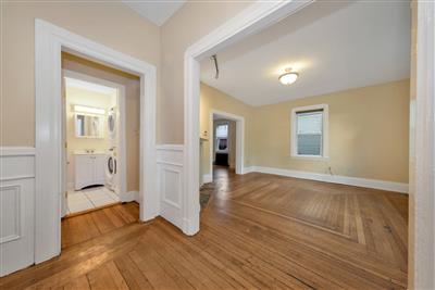 5 bed, 4 bath apartment for rent at 5 Murdock Ter Unit 2, Brighton — photo 6 of 26