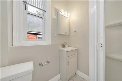 5 bed, 4 bath apartment for rent at 5 Murdock Ter Unit 2, Brighton — photo 19 of 26