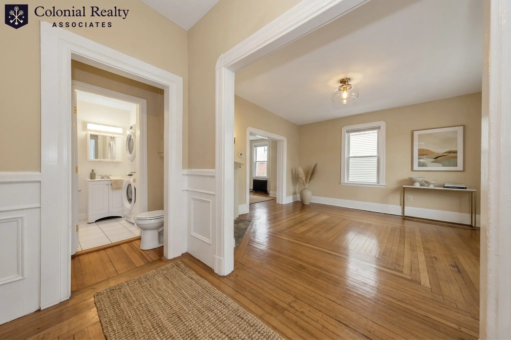5 bed, 4 bath apartment for rent at 5 Murdock Ter Unit 5, Brighton — photo 4 of 18