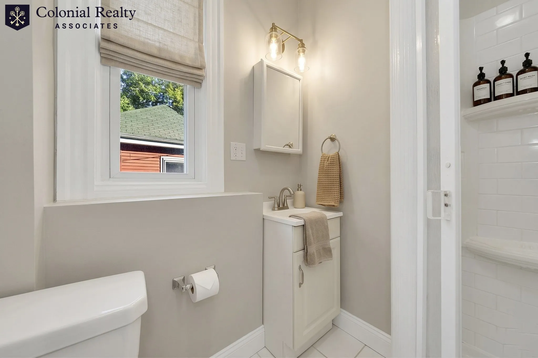 5 bed, 4 bath apartment for rent at 5 Murdock Ter Unit 5, Brighton — photo 5 of 18