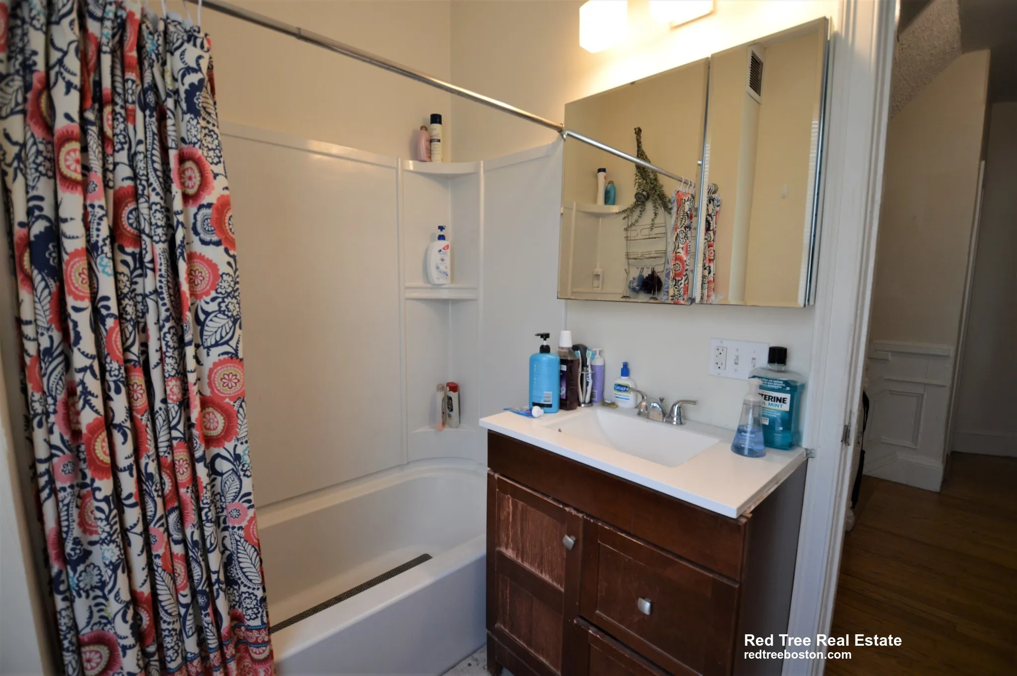 5 bed, 4+ bath apartment for rent at 5 Murdock Ter Unit House, Brighton — photo 13 of 26