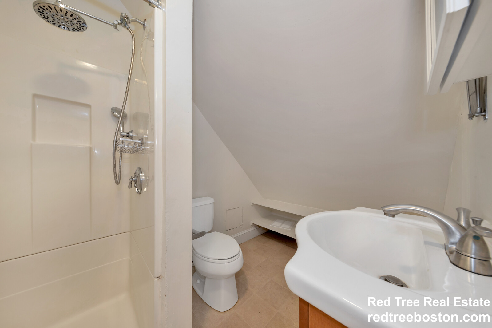 5 bed, 4+ bath apartment for rent at 5 Murdock Ter Unit SINGLE FAMILY, Brighton — photo 14 of 50