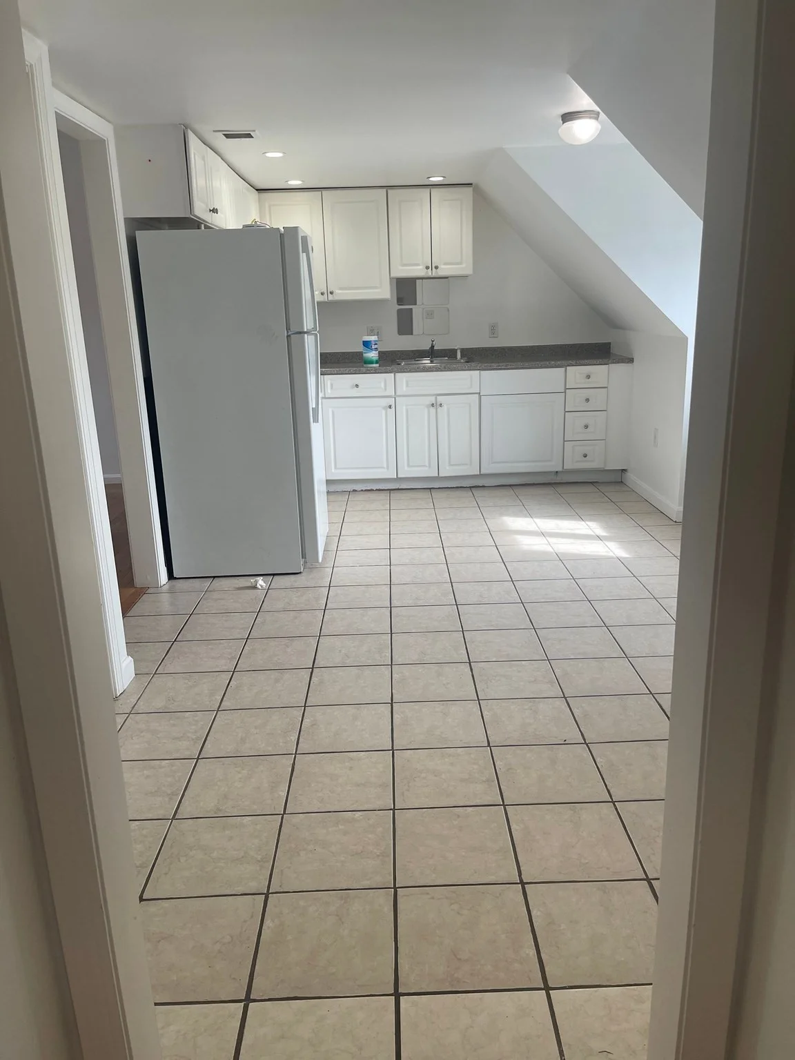2 bed, 1 bath apartment for rent at 5 Myrtle St Unit 3, Saugus — photo 4 of 15