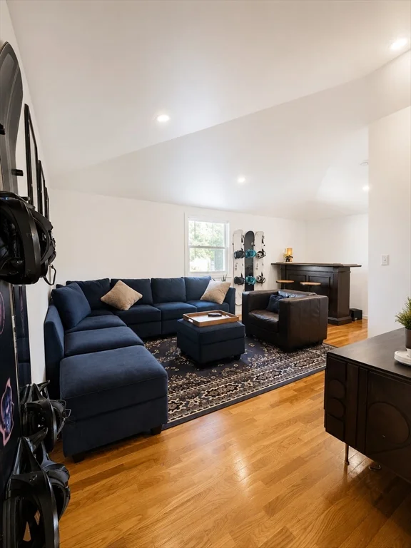 2 bed, 1 bath apartment for rent at 5 Myrtle St Unit 3, Saugus — photo 12 of 15