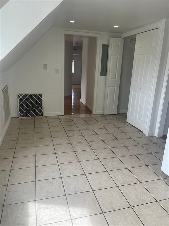 2 bed, 1 bath apartment for rent at 5 Myrtle St Unit 3, Saugus — photo 5 of 16