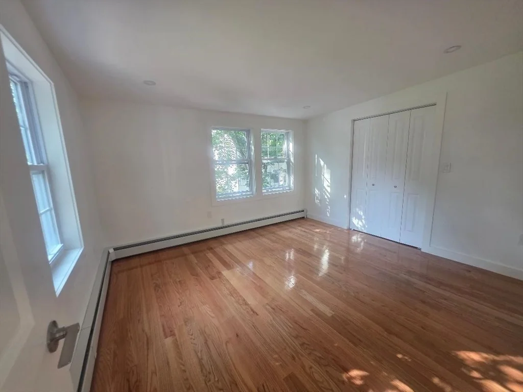 4 bed, 2 bath apartment for rent at 5 N Central Ave Unit 5, Wollaston — photo 17 of 17
