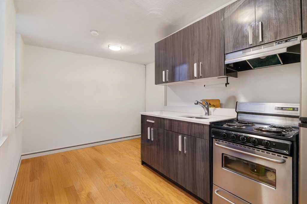 Studio bed, 1 bath apartment for rent at 5 North Margin St Unit 1R, North End — photo 1 of 13